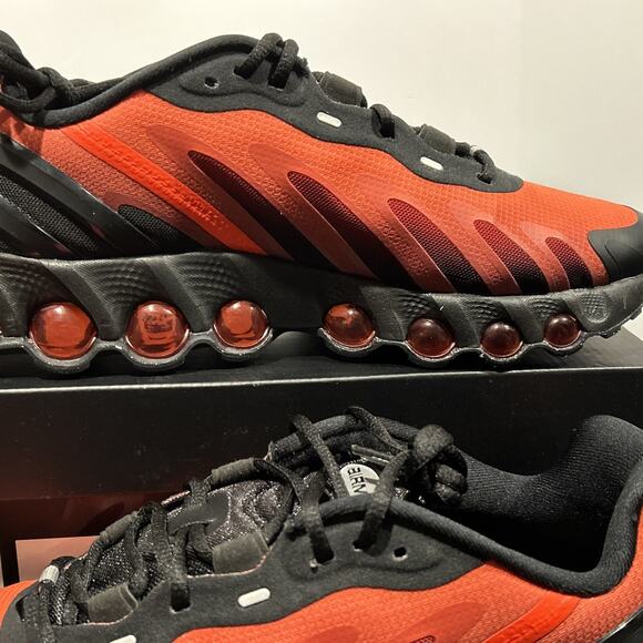 Size 8M/ 9.5W-Nike Air Max DN8 Bred Sneaker Black Red EU 43 New W OG BOX main image 4